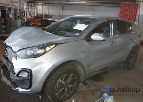 2020 Kia Sportage Lx z USA, uszkodzony, nr VIN KNDPMCAC1L7730590